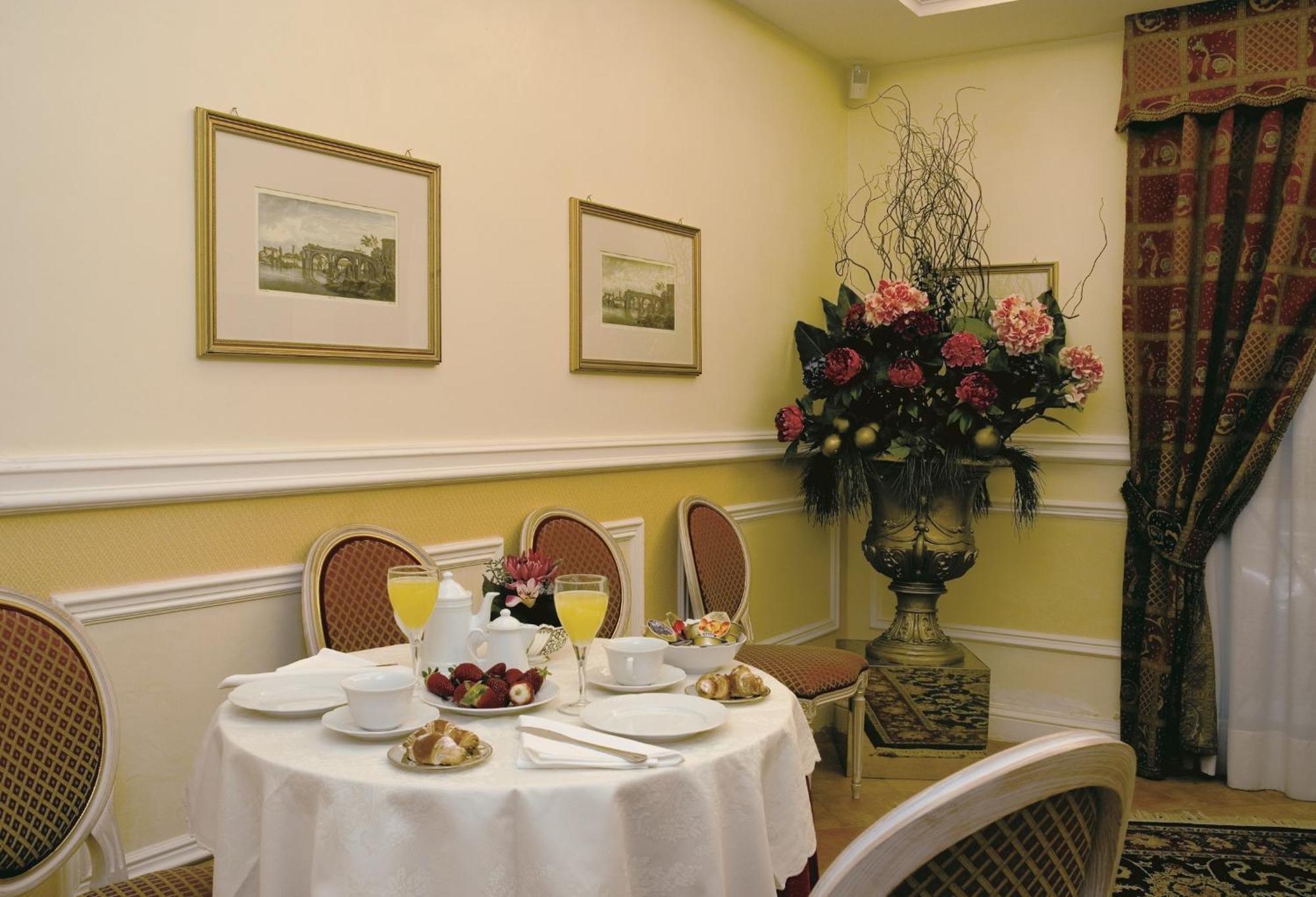Relais Hotel Antico Palazzo Rospigliosi — Foto’s 2